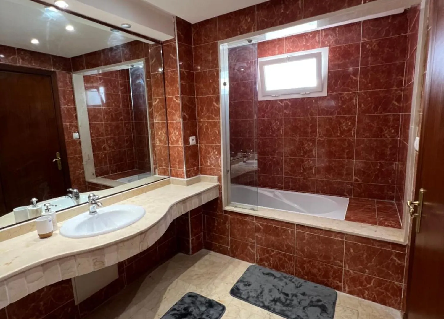 Magnifique Appartement A La Marina D Agadir